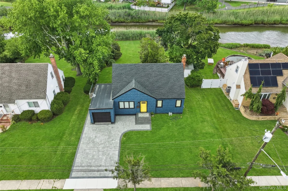Photo of 2693 Fox Road