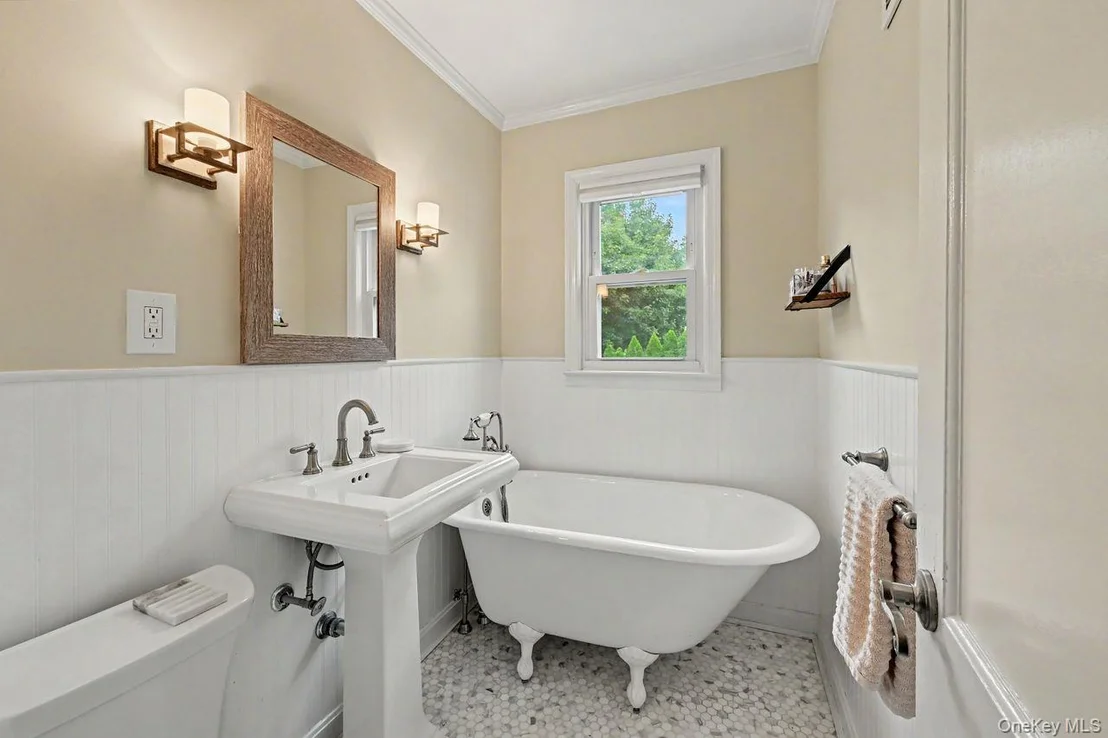 Photo of 2 Edward Street
