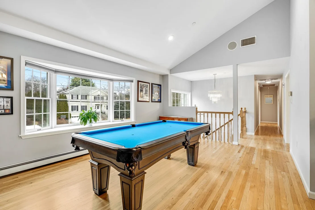 Photo of 9 Adelphi Avenue