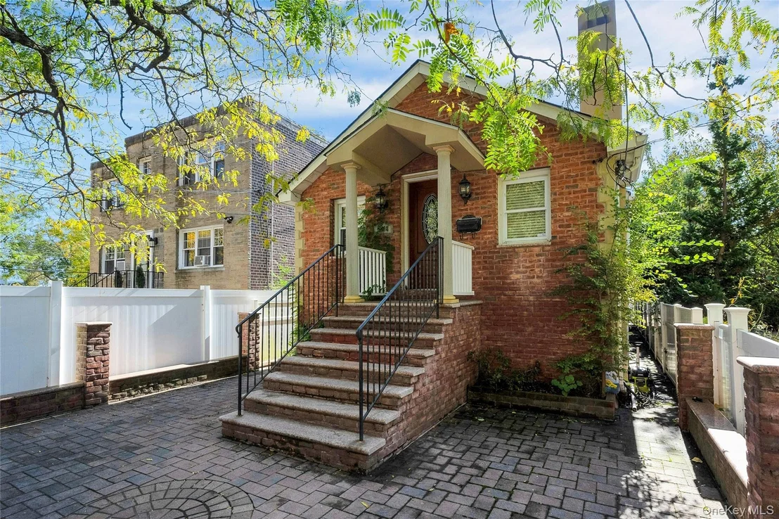 Photo of 4408 Locust Point Drive