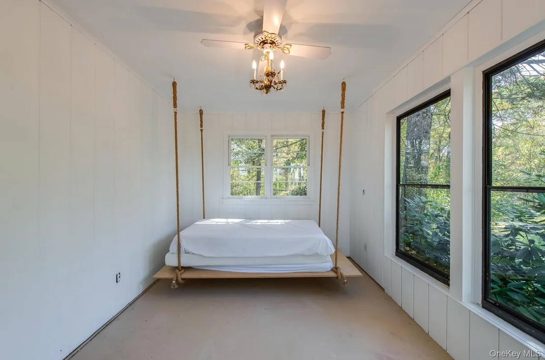 Photo of 19 Ridgeview Road
