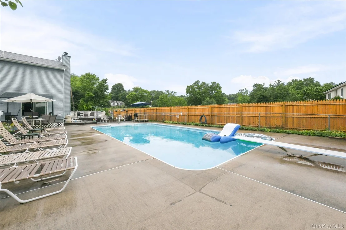 Photo of 2 Summerset Drive