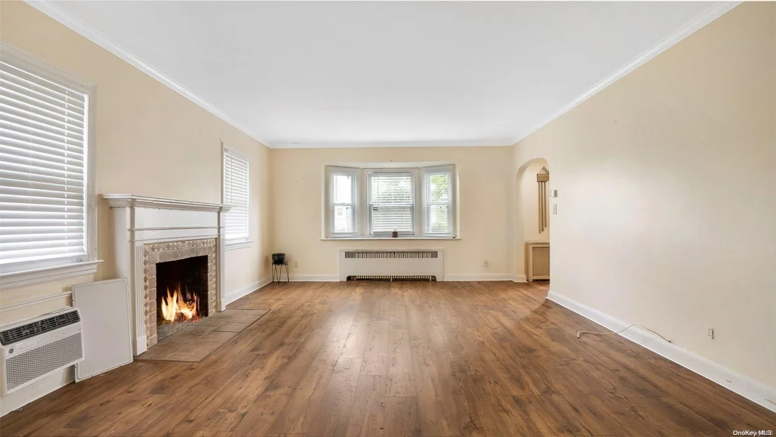 Photo of 220 Cedar Street