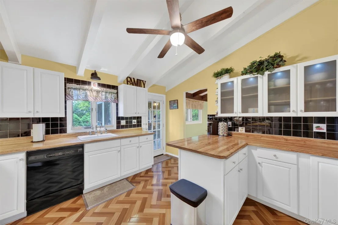 Photo of 1 Rockledge Road