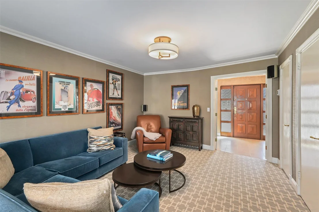 Photo of 33 Meadowlark Road