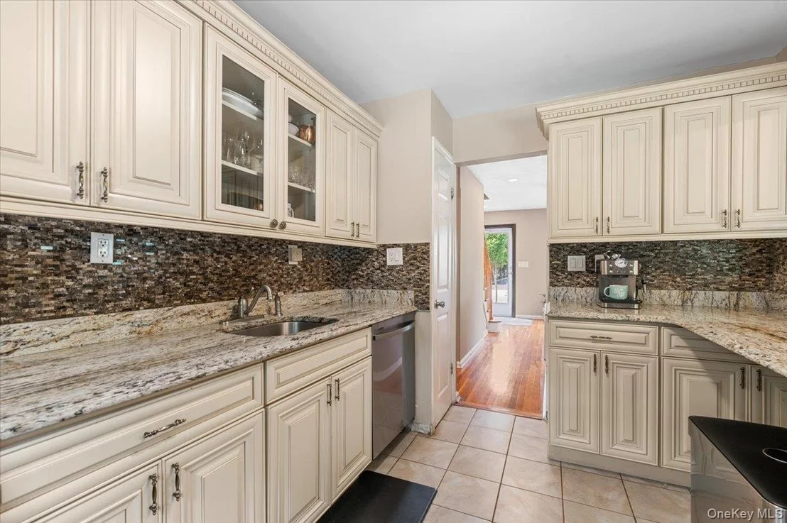 Photo of 72 Pembrook Drive