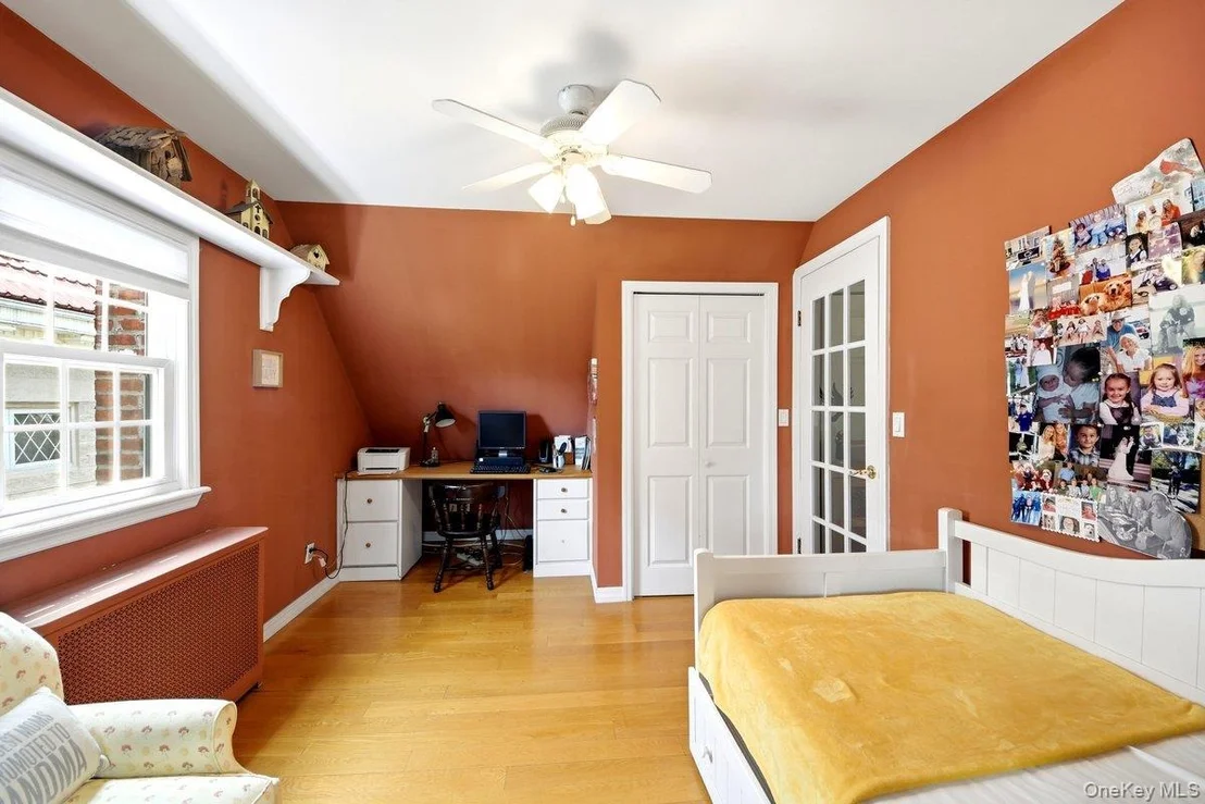 Photo of 195 Graff Avenue