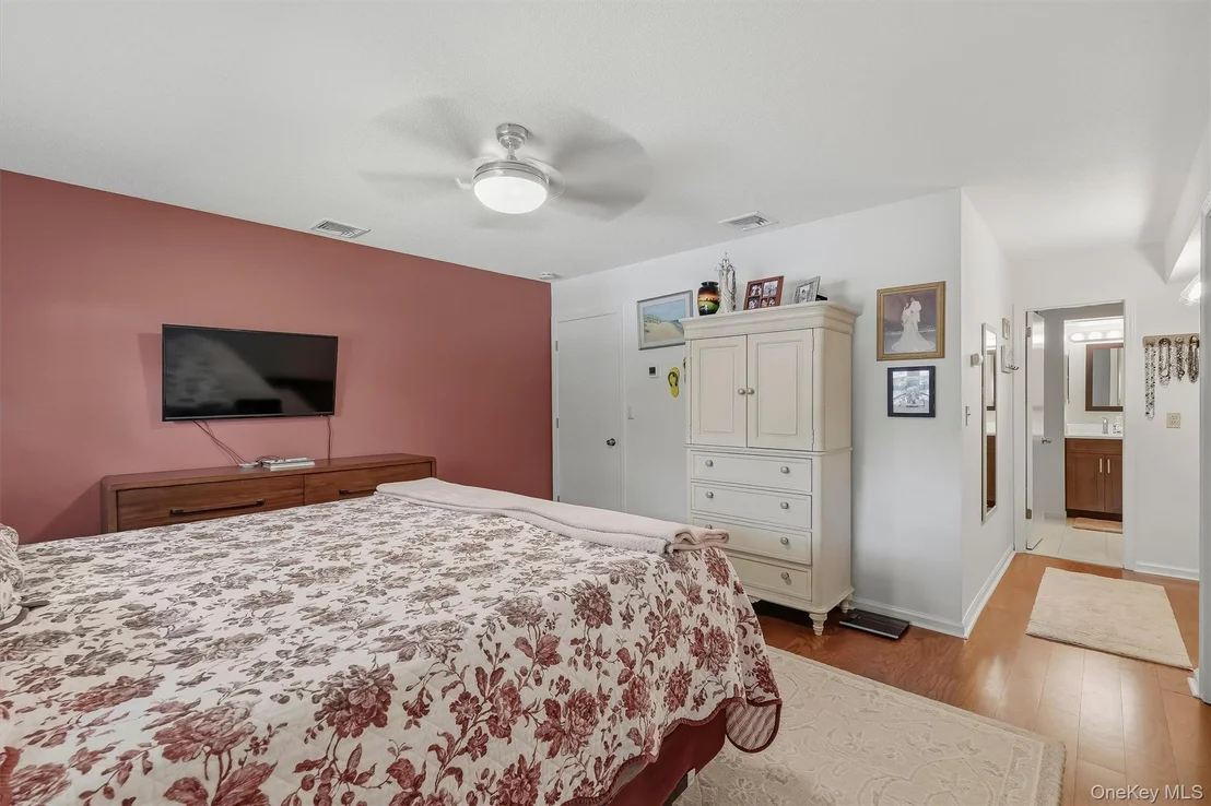 Photo of 25 Villa Drive
