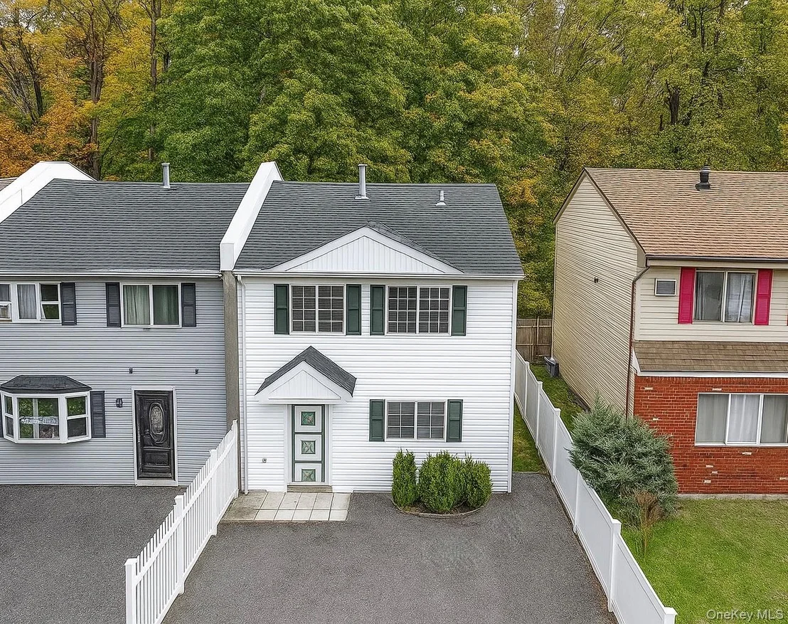 Photo of 14 Spruce Peak Road