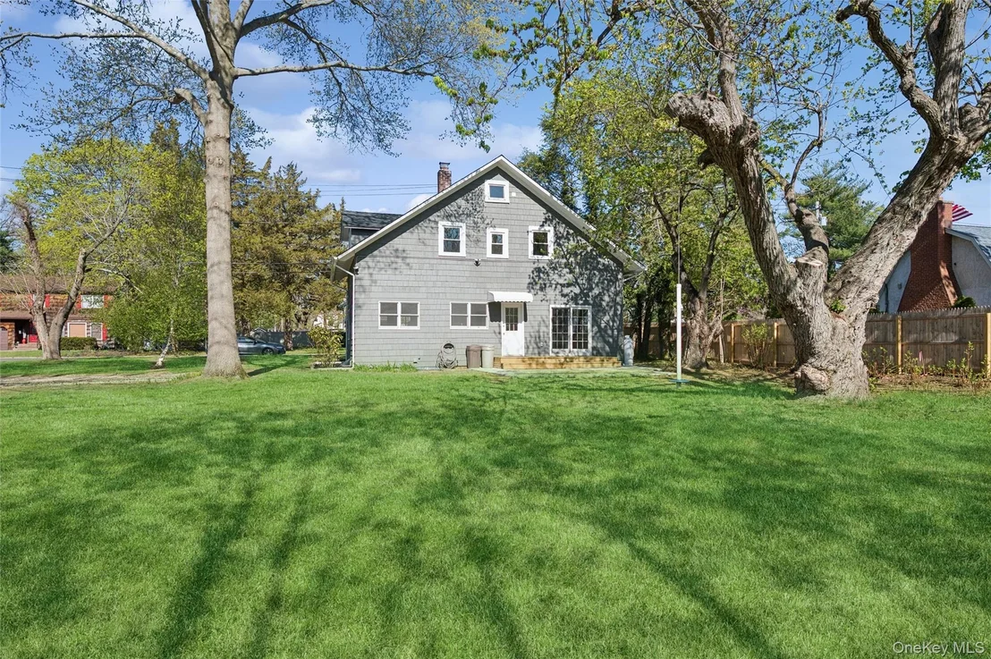 Photo of 57 Juniper Avenue