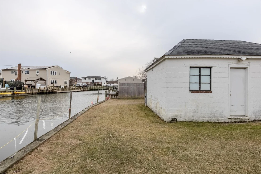 Photo of 2279 Townsend Road
