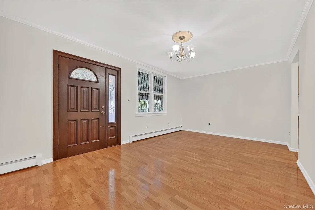 Photo of 1042 Fox Street