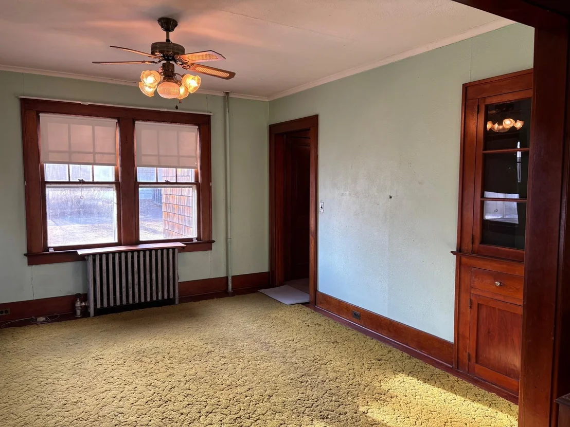 Photo of 265 Howell Avenue