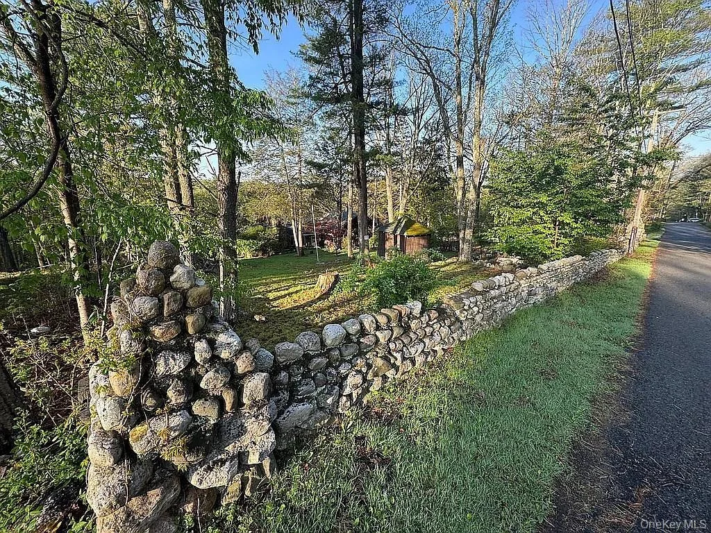 Photo of 27 Maple Trail