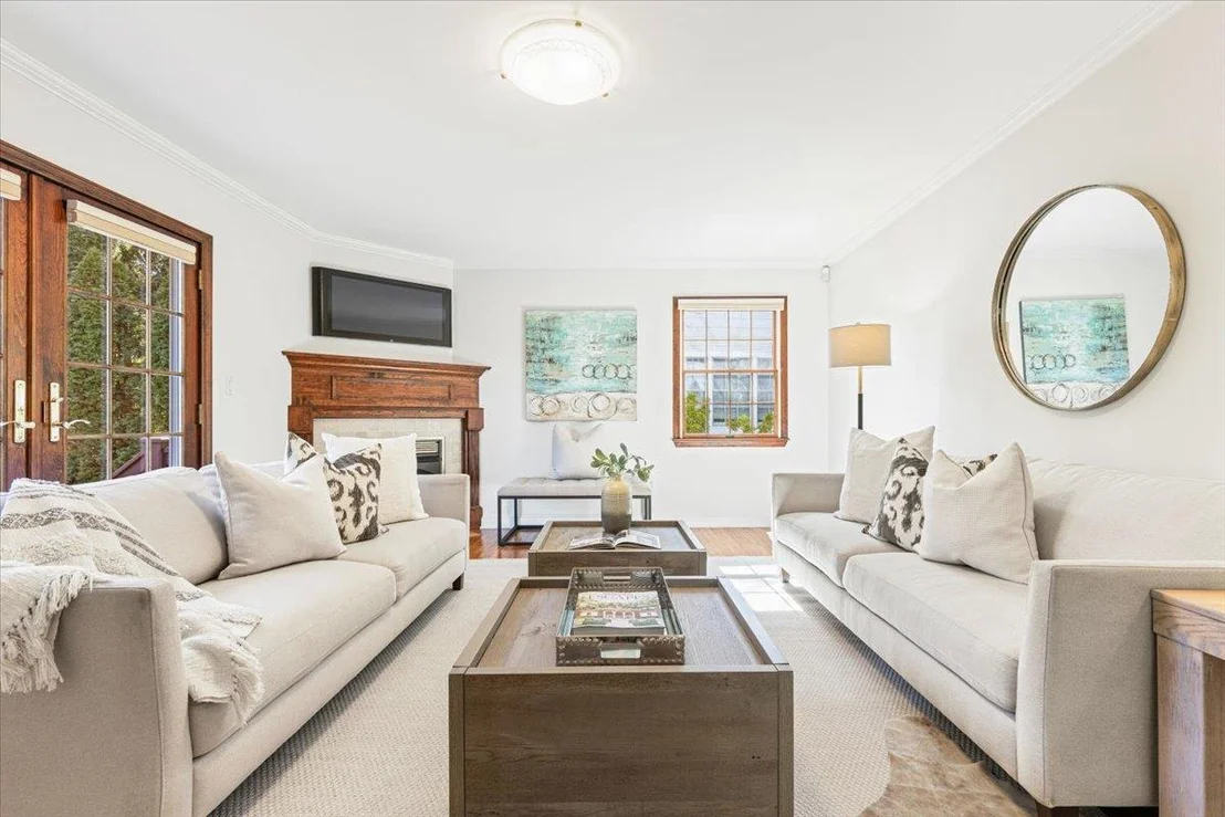 Photo of 13 Loewen Court