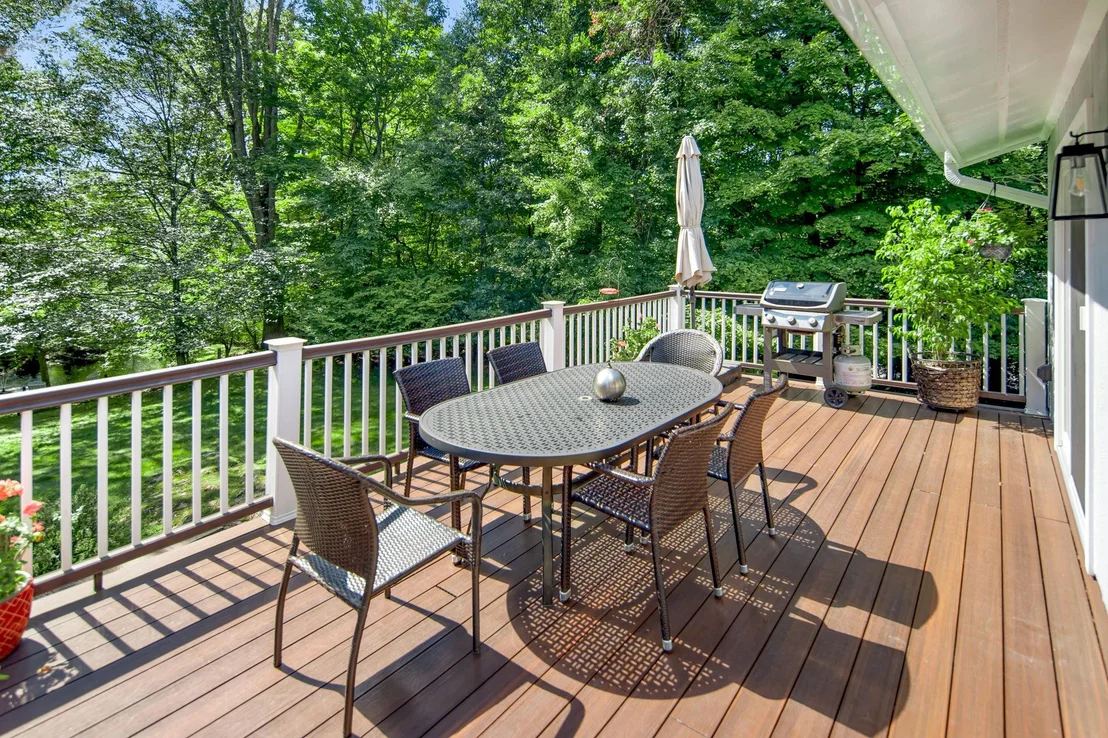 Photo of 24 Greenbriar Drive