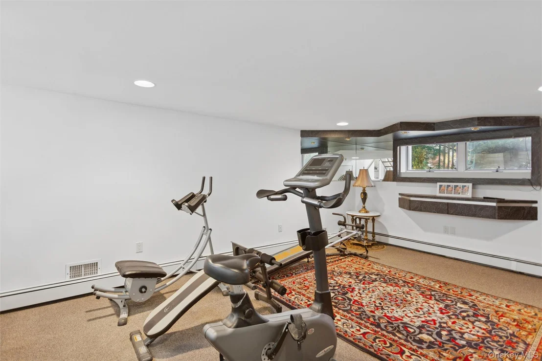 Photo of 2729 Shore Drive