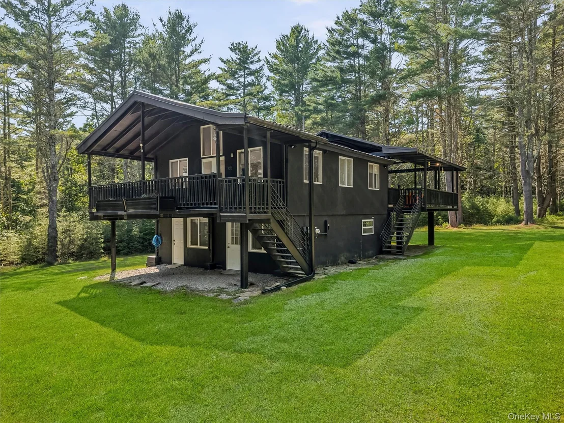 Photo of 165 Dexheimer Road