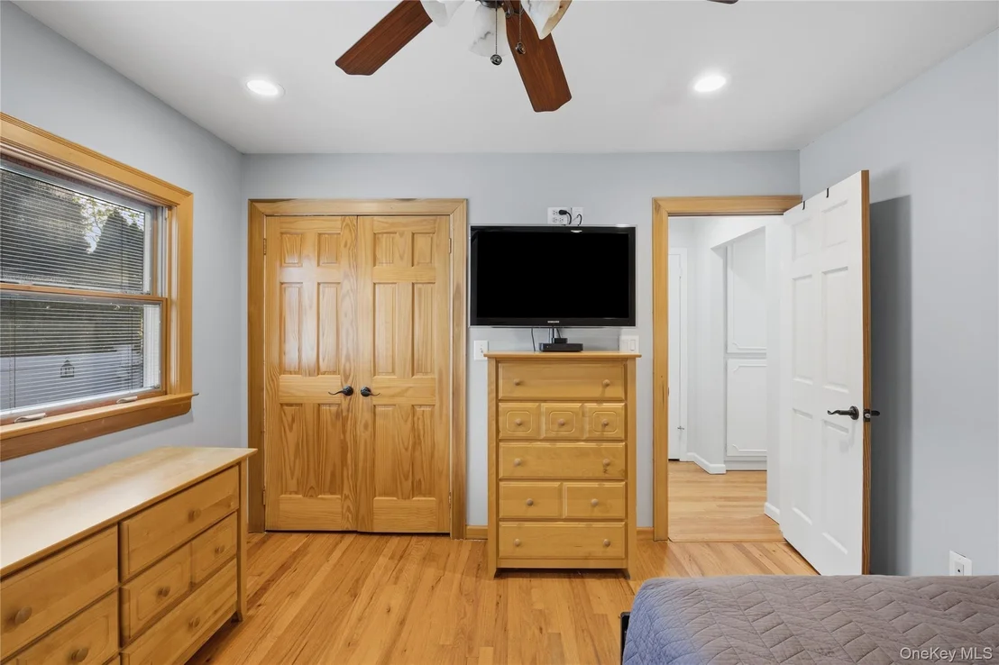 Photo of 2489 Eileen Road