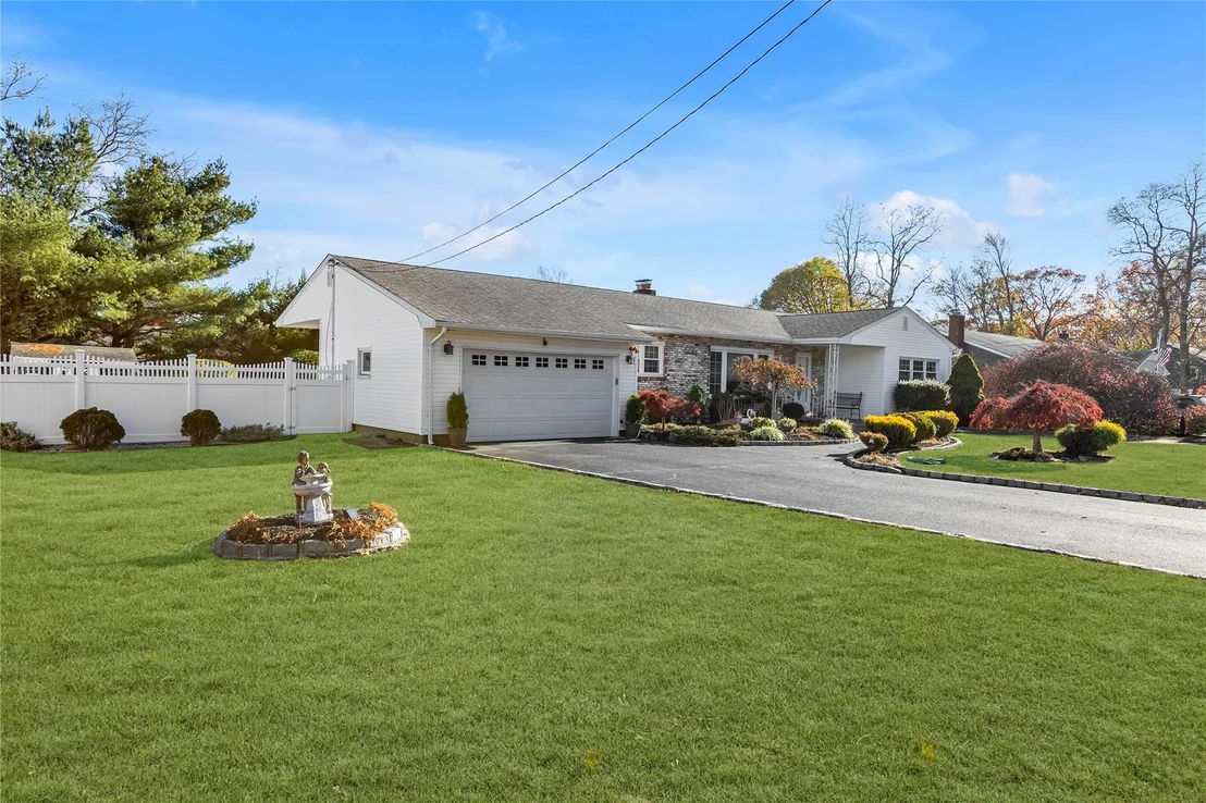 Photo of 63 Bayview Avenue