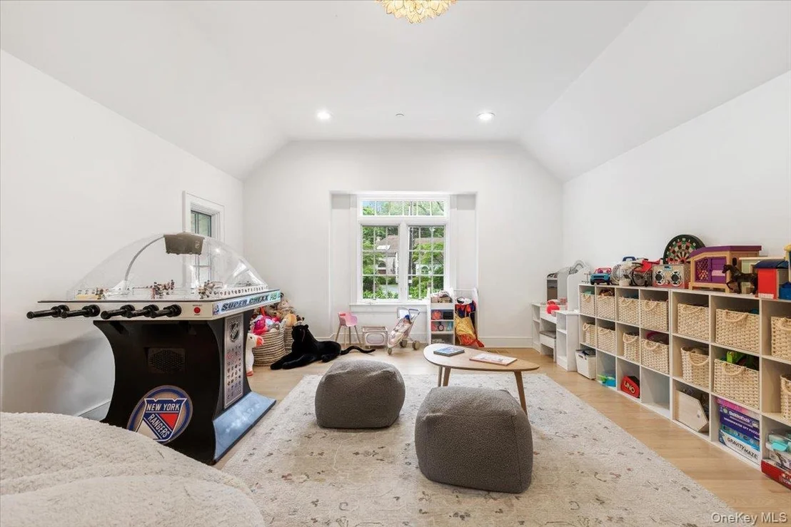 Photo of 127 Rye Ridge Road