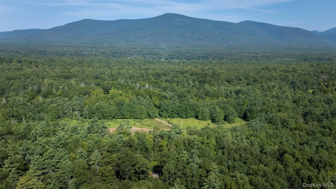 Photo of 327 Phillips Road