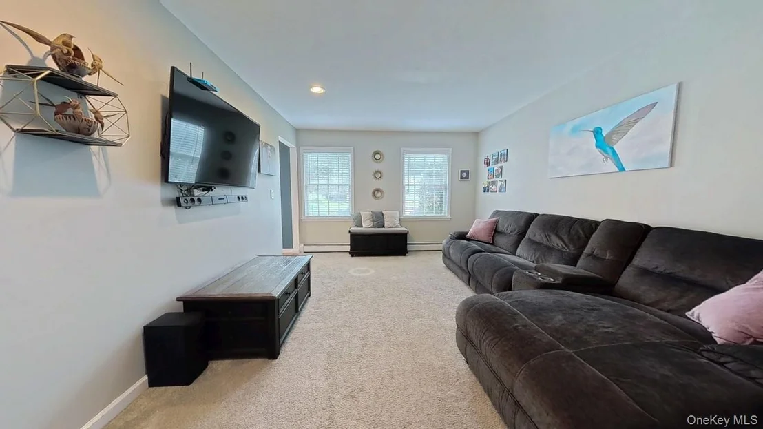 Photo of 87 Winchester Drive