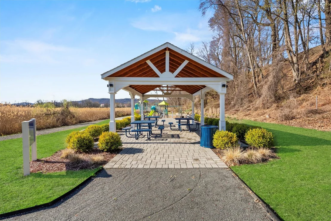 Photo of 21 Windward Way