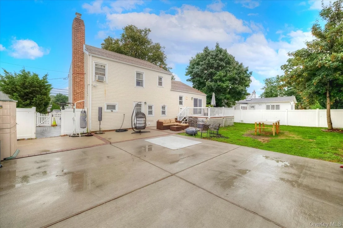Photo of 3352 4th Street