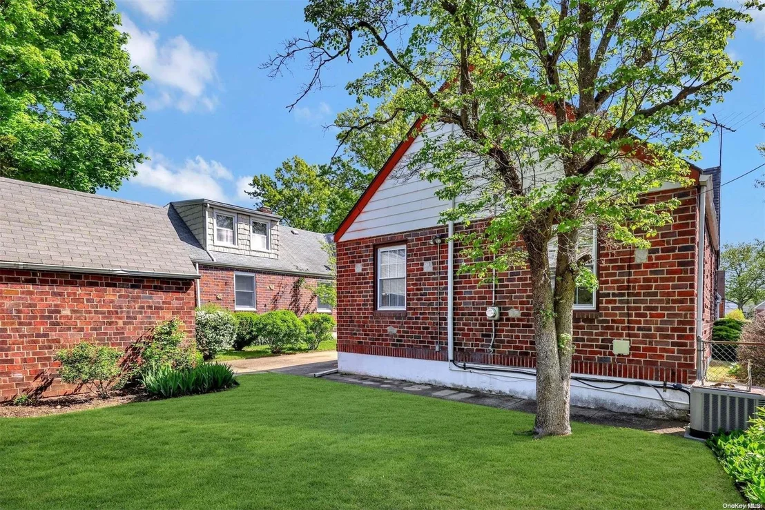 Photo of 525 Concord Avenue