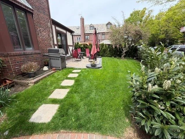 Photo of 13843 76th Avenue