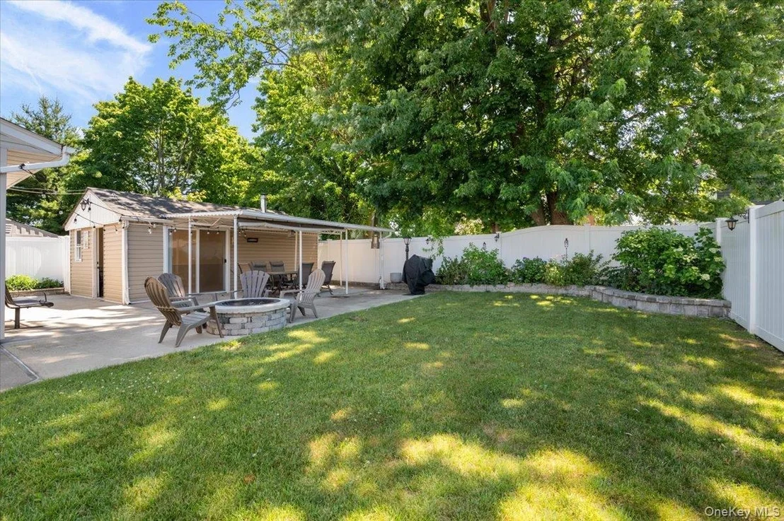 Photo of 1882 Byrd Drive