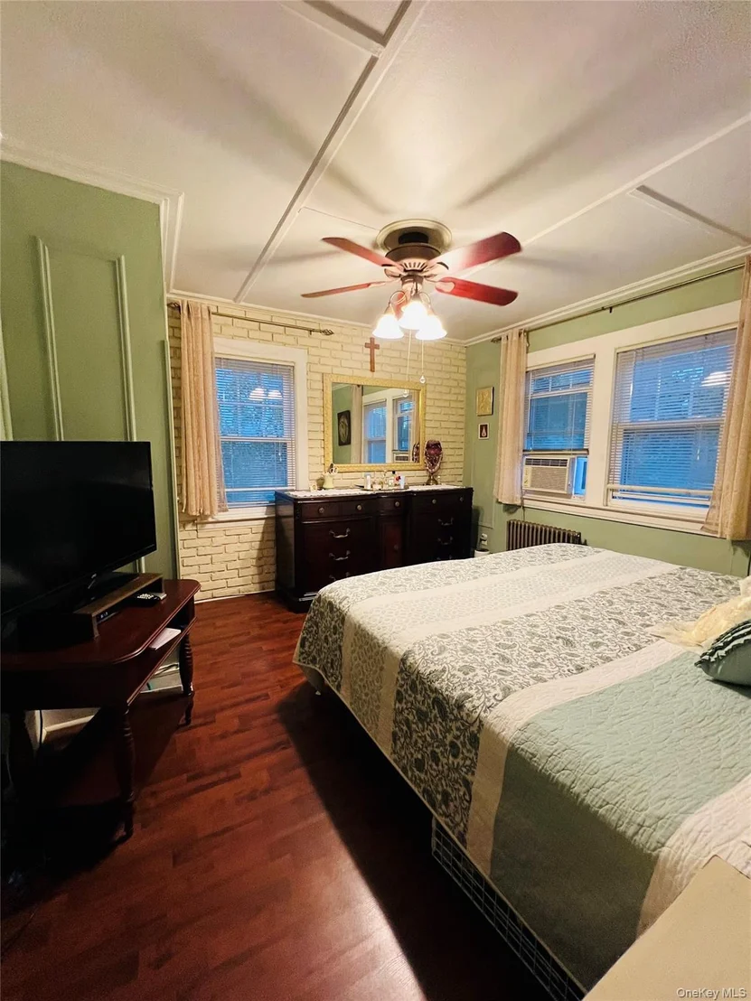 Photo of 512 Logan Avenue