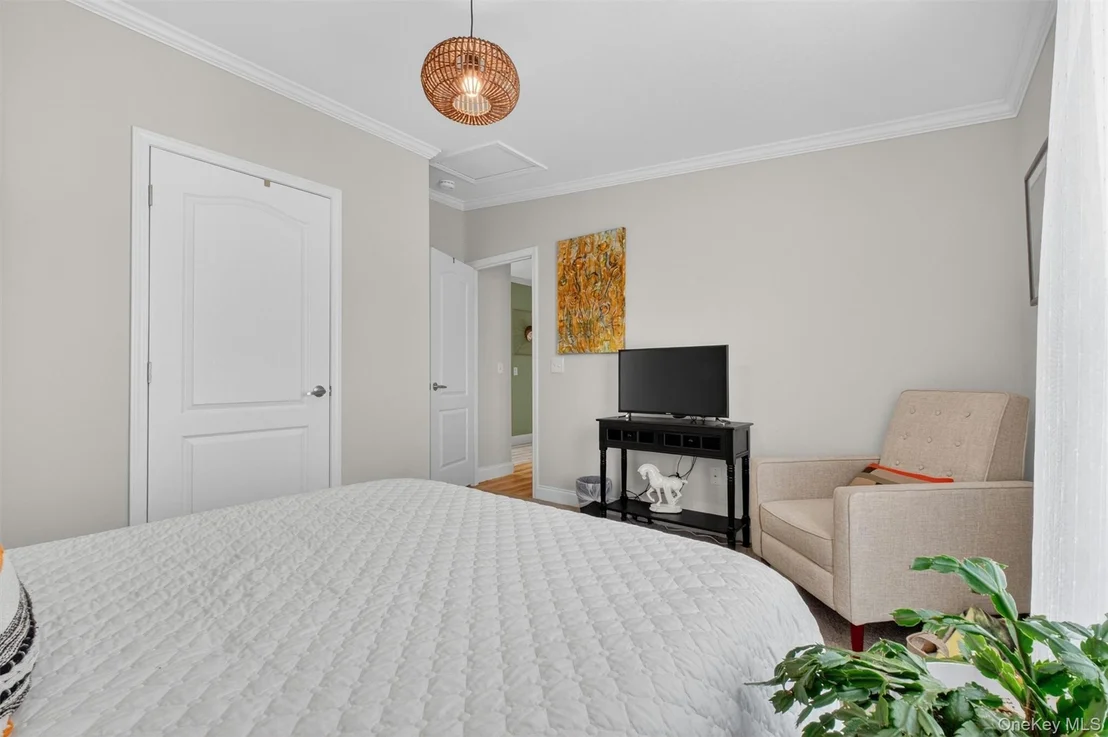 Photo of 10 Orlando Drive