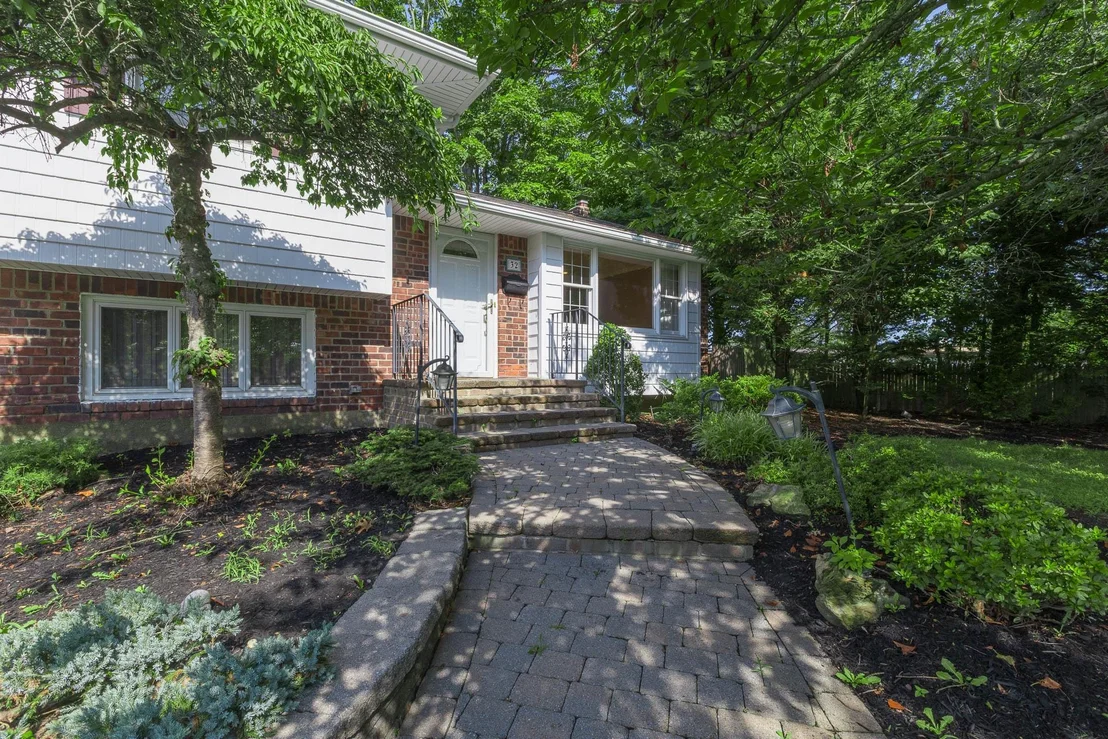 Photo of 32 Kings Park Road