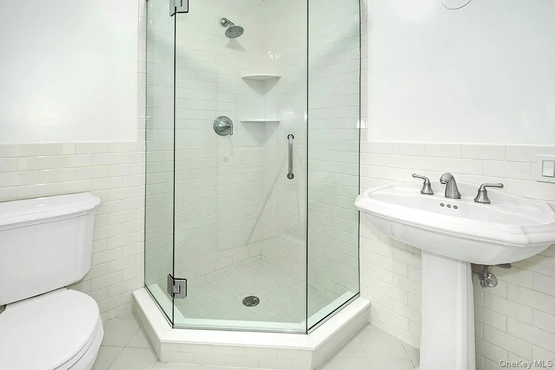 Photo of 8 Walden Lane