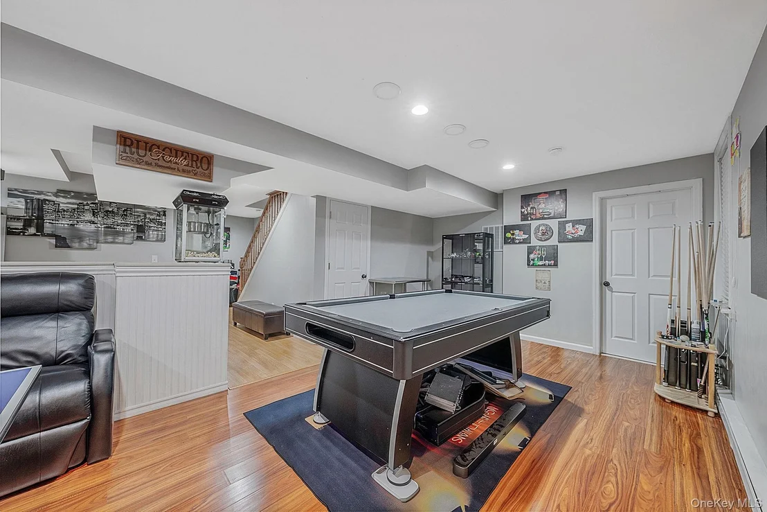 Photo of 62 Ridgefield Drive