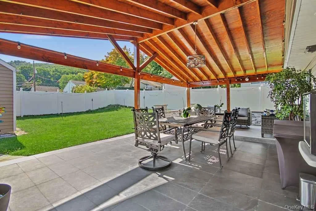 Photo of 28 Hurd Avenue
