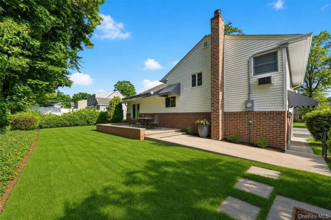 Photo of 74 Cornell Drive