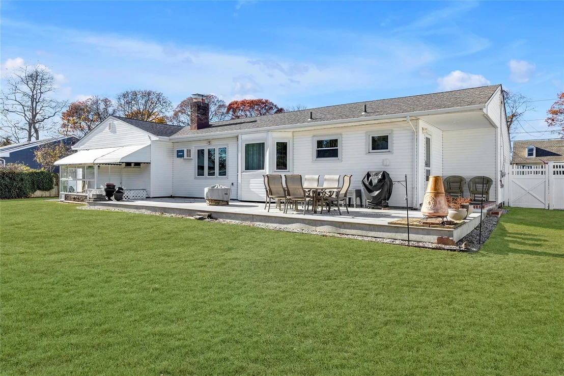 Photo of 63 Bayview Avenue