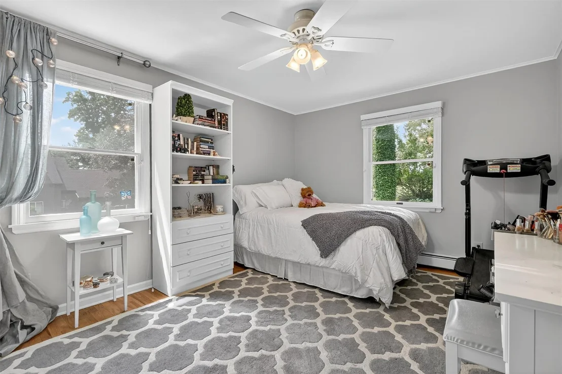 Photo of 38 Middale Road