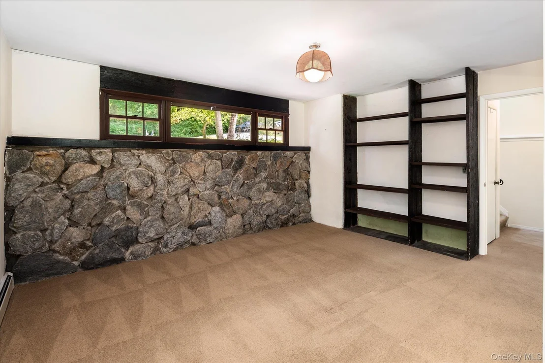 Photo of 45 Laurelton Road