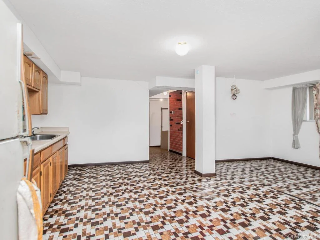 Photo of 1510 Boston Road