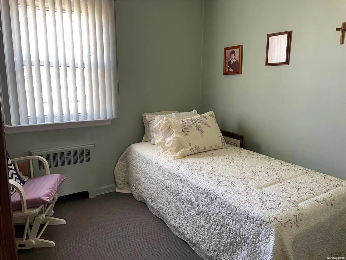 Photo of 29 E Halycon Road