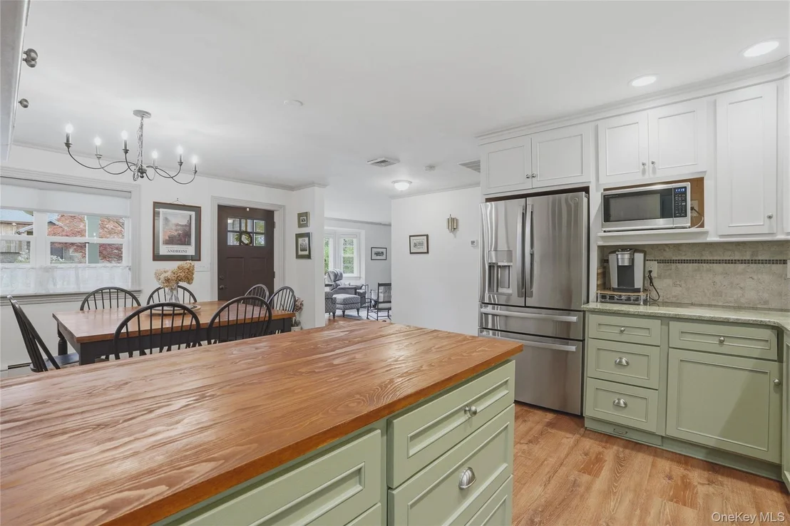 Photo of 6 Willow Lane