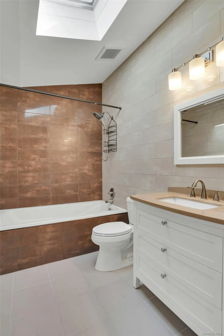 Photo of 33 Pittoni Drive