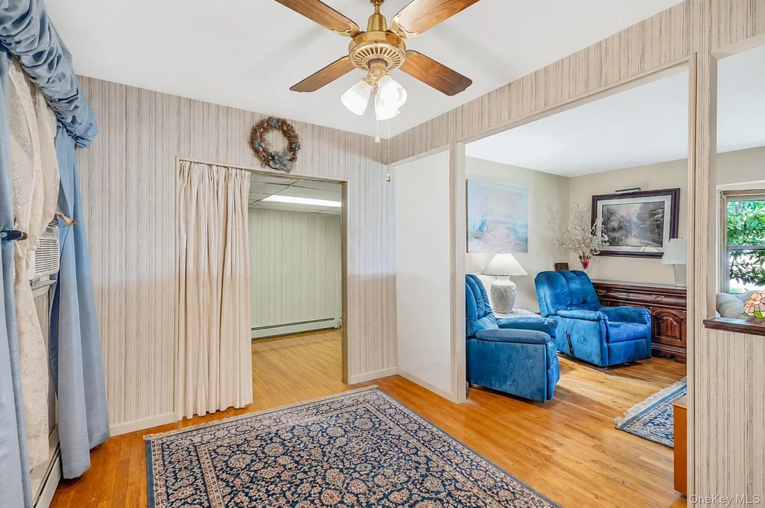 Photo of 376 Moriches Road