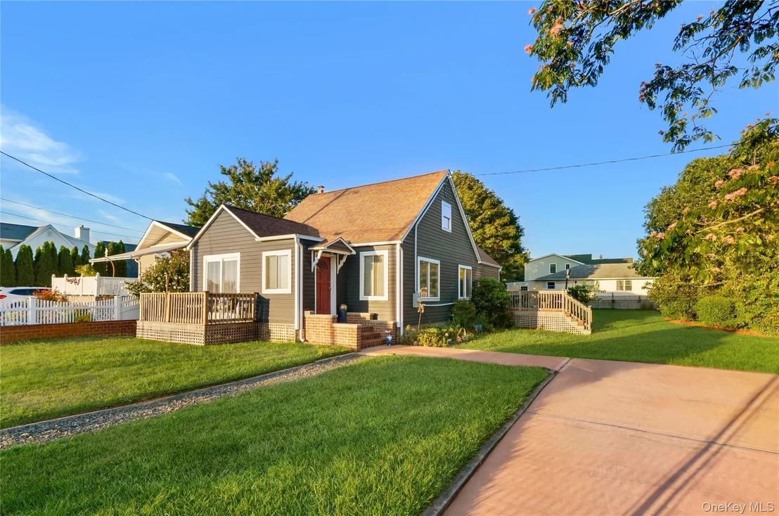 Photo of 21 Grandview Drive