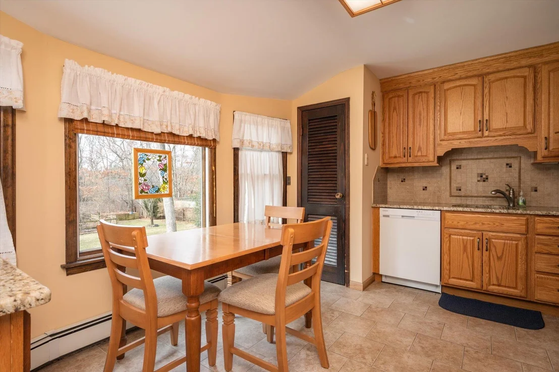 Photo of 18 Howe Road