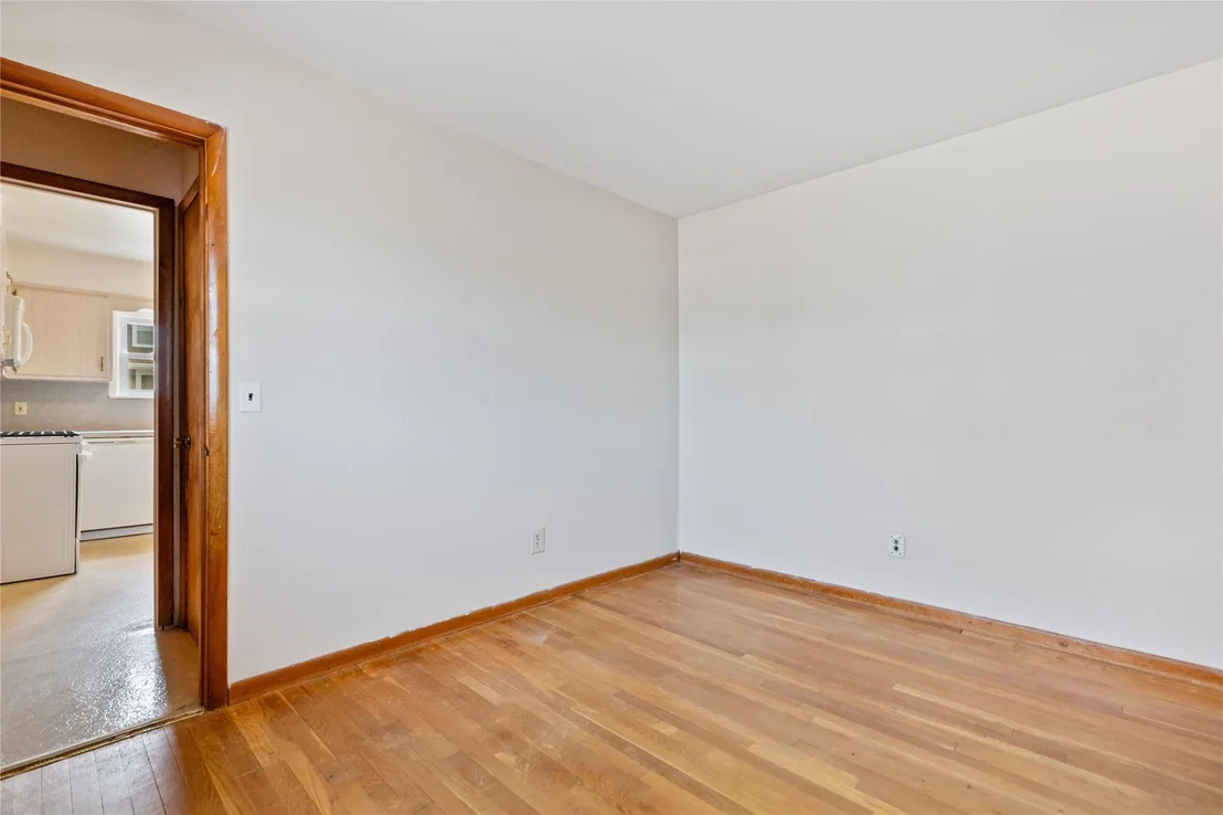 Photo of 156 2nd Street